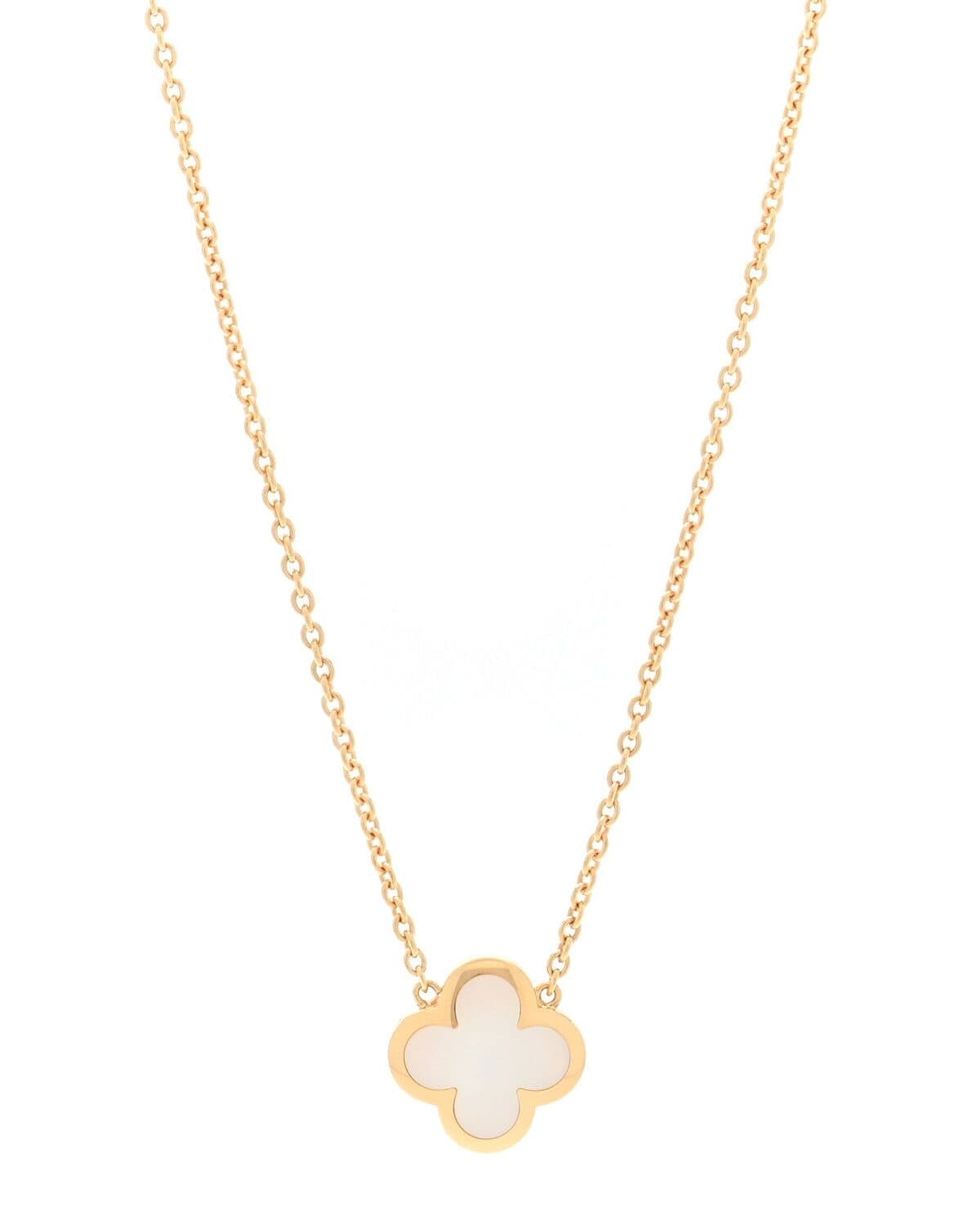 A Van Cleef & Arpels Alhambra necklace in yellow gold with a mother-of-pearl quatrefoil